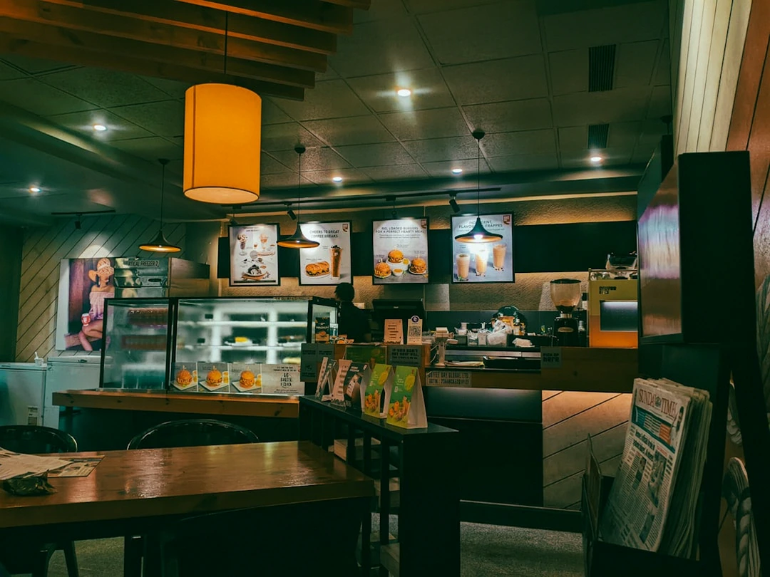 제일제면소 제일제당 센터점 키오스크와 대형 메뉴판